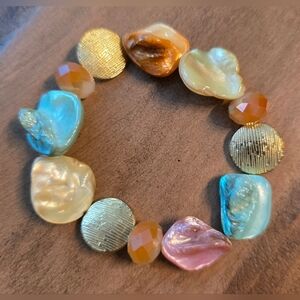 MOTHER OF PEARL MULTICOLOR BRACELET WITH GOLD AND GLASS BEAD ACCENTS Fits most
